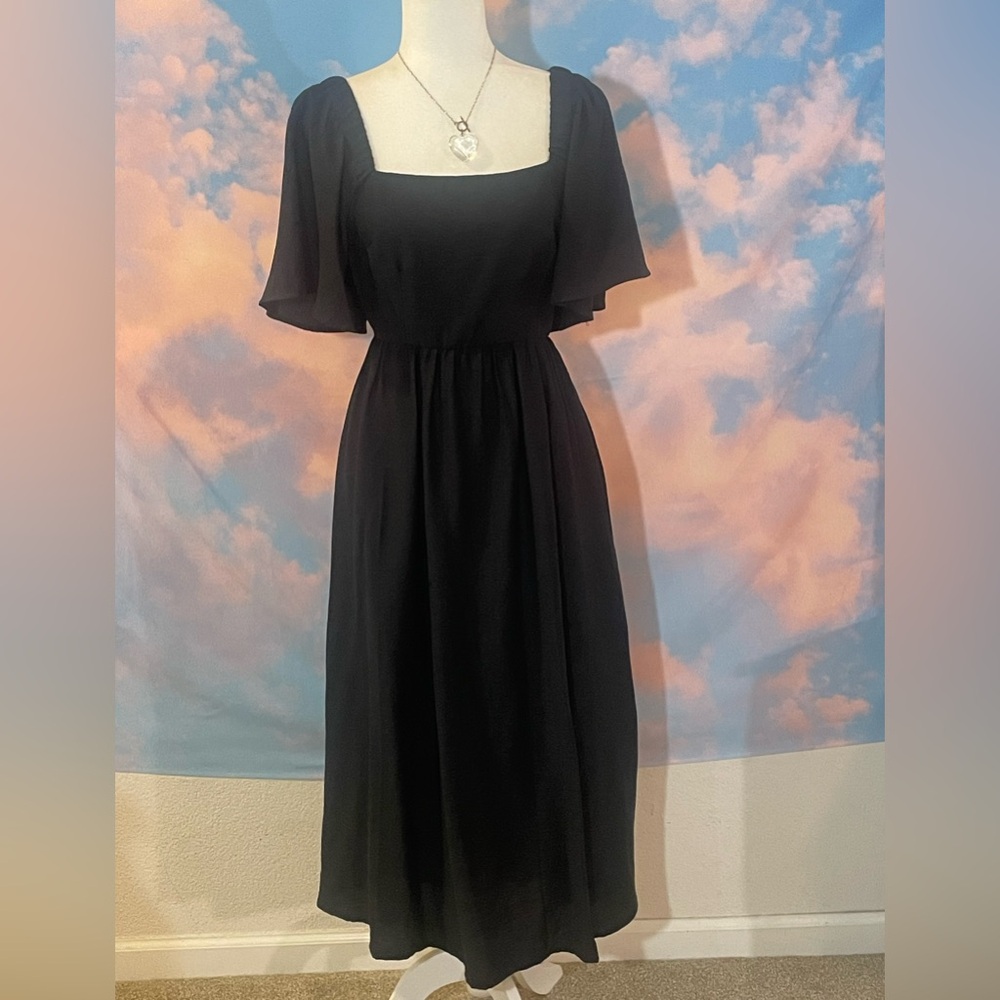 Feminine and Classy Black Tie-back Midi Dress